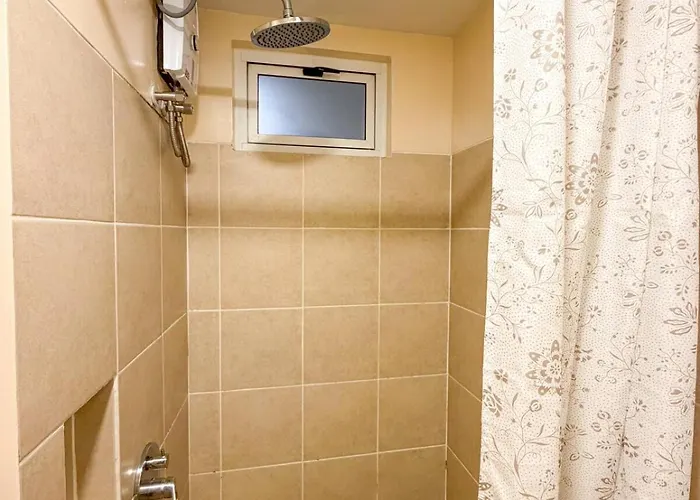 Apartamento Queen Bed With 1 Bedroom Near Ayala Mall Cloverleaf Balintawak Manila