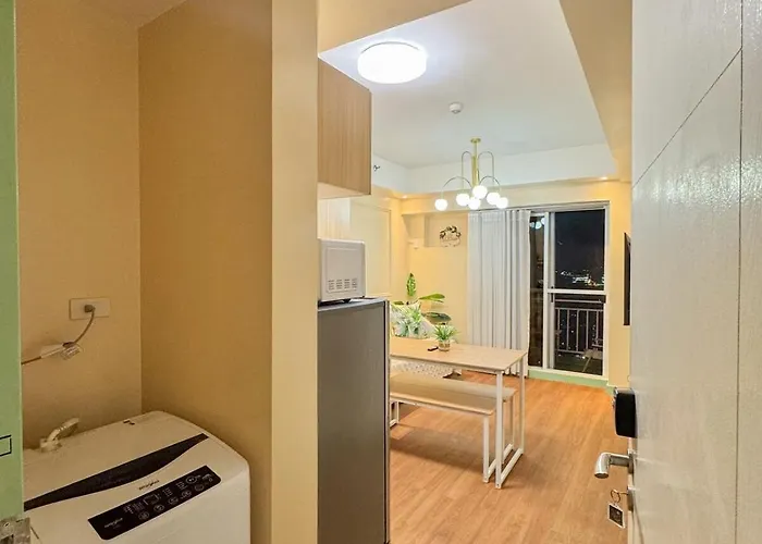Queen Bed With 1 Bedroom Near Ayala Mall Cloverleaf Balintawak Apartamento Manila