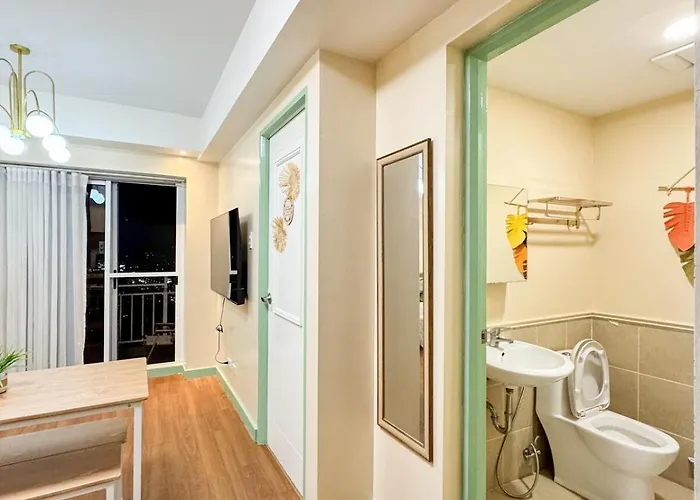 Queen Bed With 1 Bedroom Near Ayala Mall Cloverleaf Balintawak Apartamento Manila